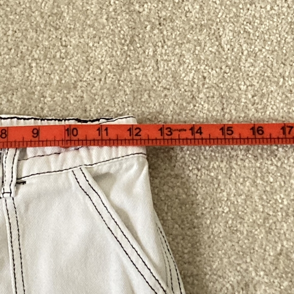 Preloved Y2K Women's White Elasticated Waistband Cargo Jeans - UK Size 8 - Picture 11 of 13